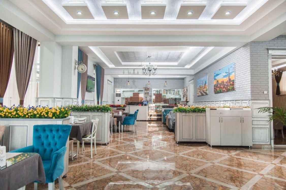 Hôtel Shedevr Plaza à Namangan Extérieur photo