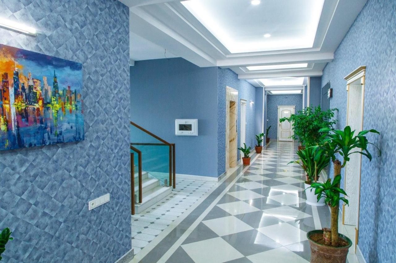 Hôtel Shedevr Plaza à Namangan Extérieur photo