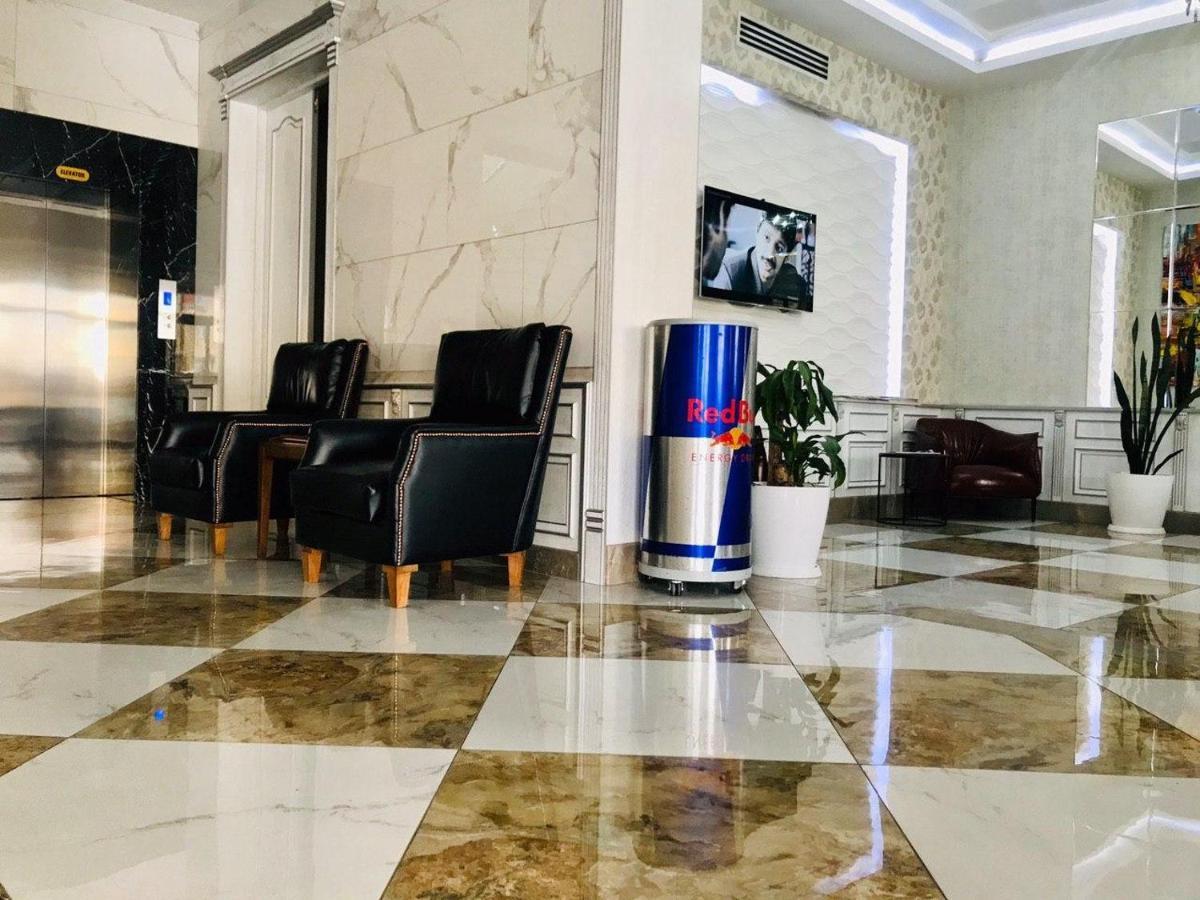 Hôtel Shedevr Plaza à Namangan Extérieur photo